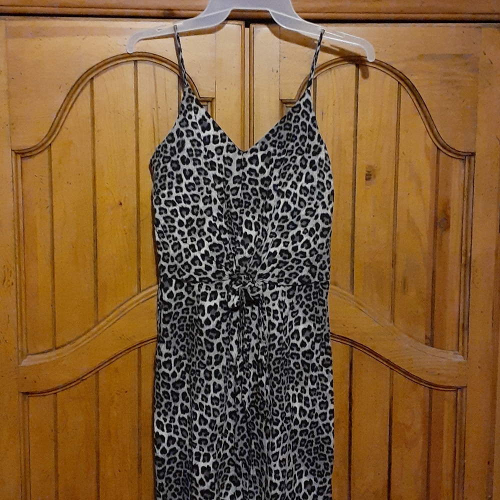 Jumpsuit - Picture 2 of 6